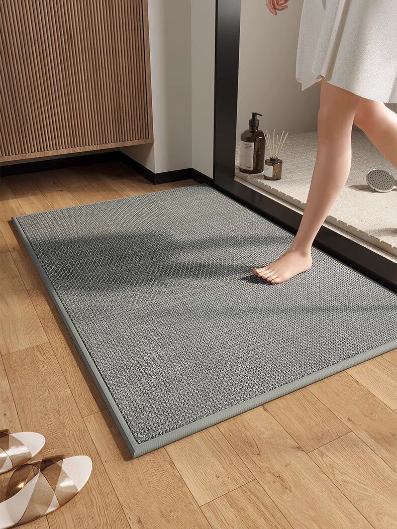 Compact Folding Quick-Drying Bathroom Floor Mat