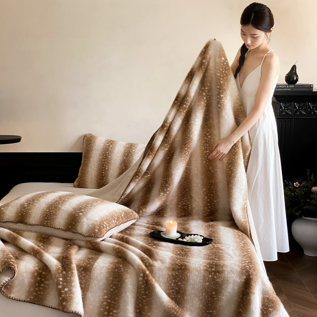 Reversible Faux Mink Blanket – Luxury Camping & Cozy Autumn