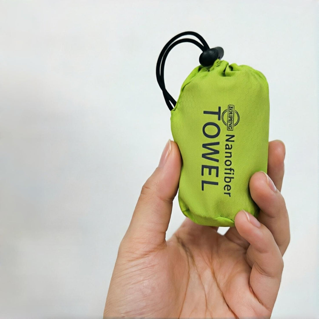 Reversible Quick-Drying Sweat Towel – Portable Beach & Gym Companion
