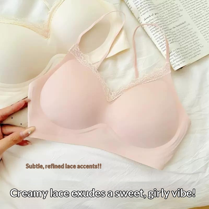 Strapless Lace-trimmed Seamless-cup Wireless Bra That Helps Control Un